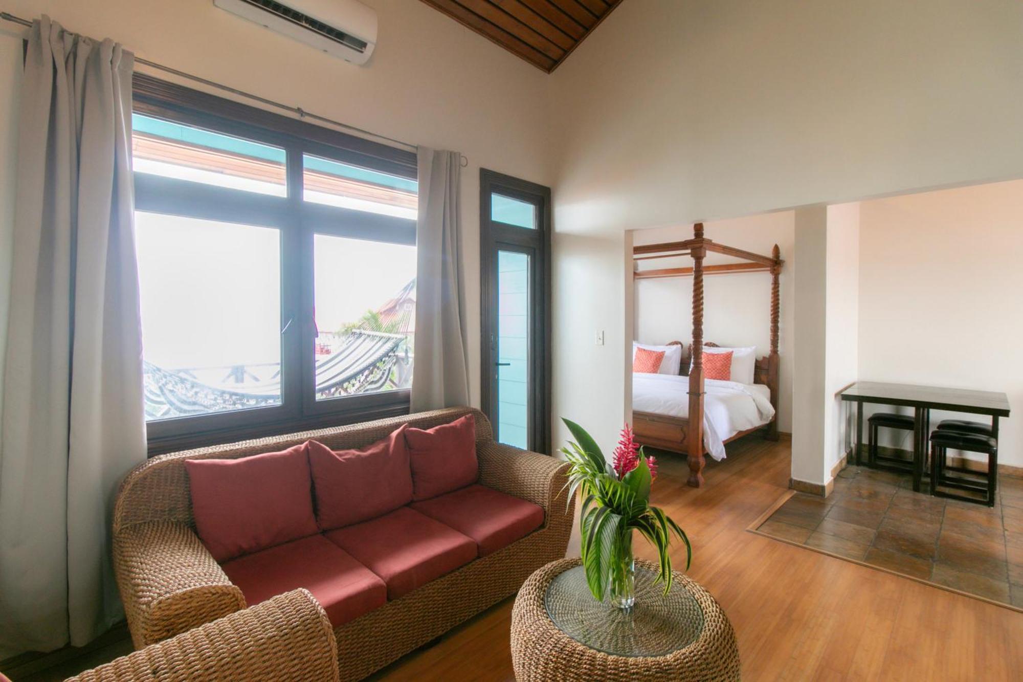 Hotel Palma Royale بوكاس تاون المظهر الخارجي الصورة